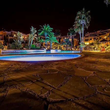 Limnaria Gardens Two Bed With Terrace And Pool Close To פאפוס