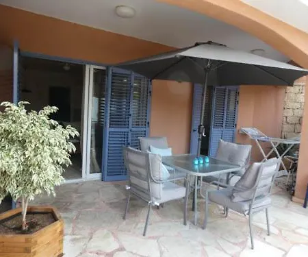 Limnaria Gardens Two Bed With Terrace And Pool Close To