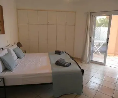 Limnaria Gardens Two Bed With Terrace And Pool Close To *