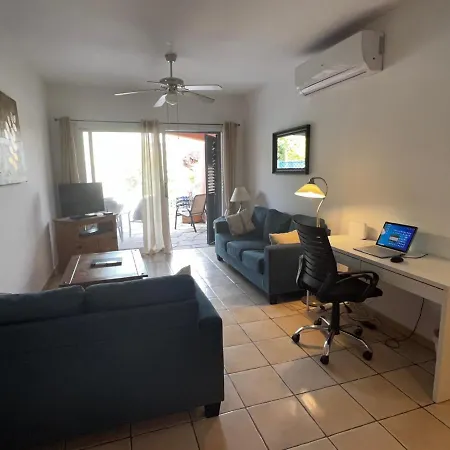 Limnaria Gardens Two Bed With Terrace And Pool Close To דירה